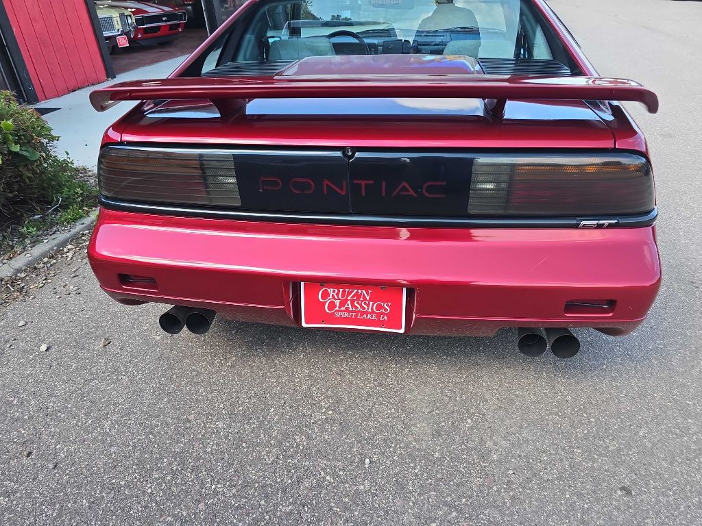 1988 Pontiac Fiero Image 23