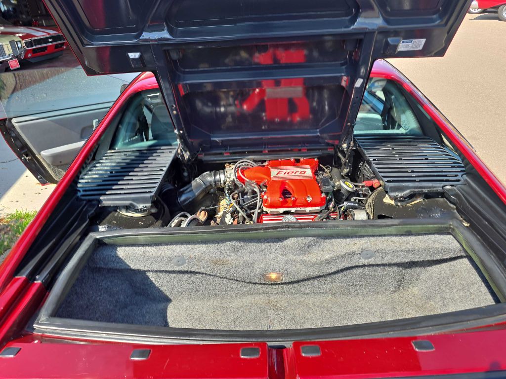 1988 Pontiac Fiero Image 28