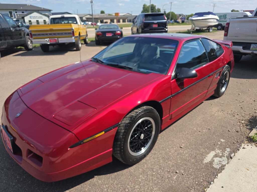 1988 Pontiac Fiero Image 38