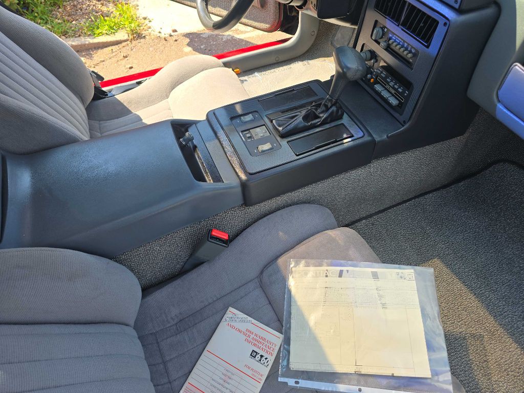 1988 Pontiac Fiero Image 46