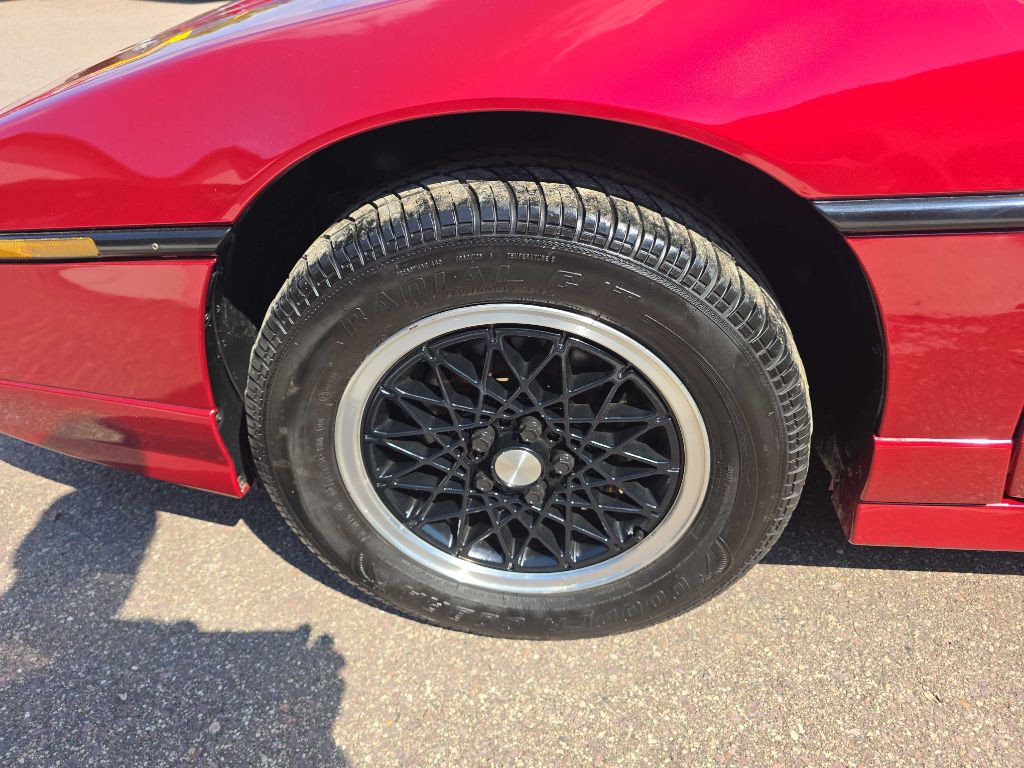 1988 Pontiac Fiero Image 58