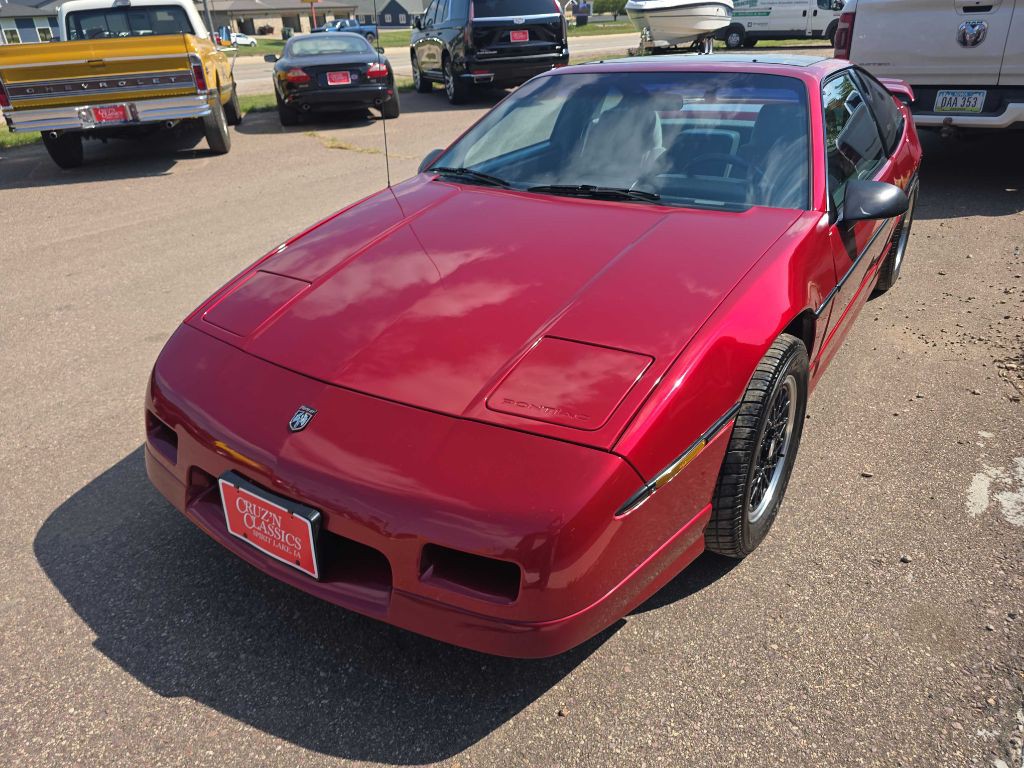 1988 Pontiac Fiero Image 62