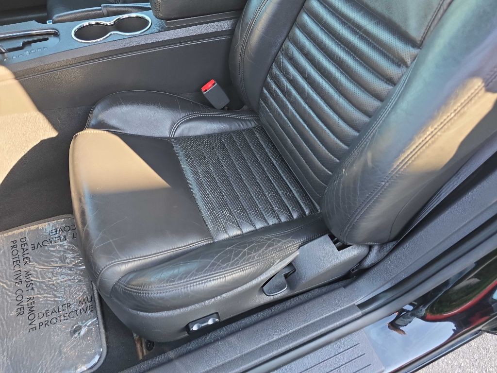 2002 Ford Thunderbird Image 39