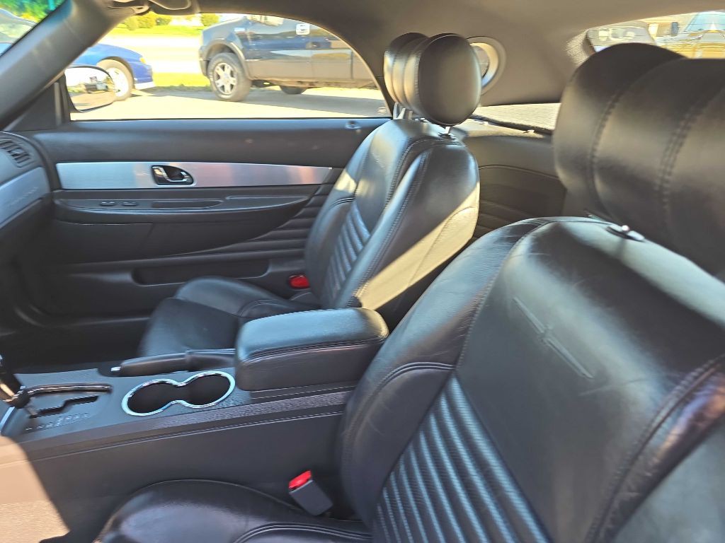 2002 Ford Thunderbird Image 41