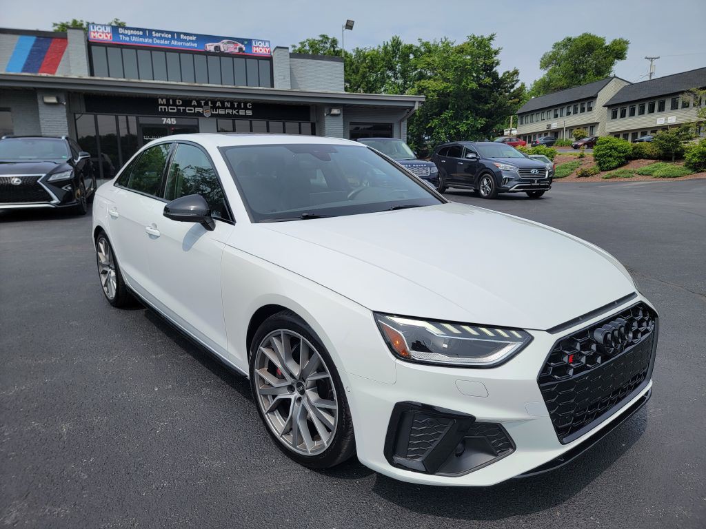 2023 Audi S4 Image 3