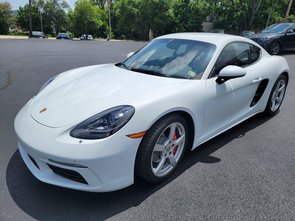 2023 Porsche Cayman Image 4