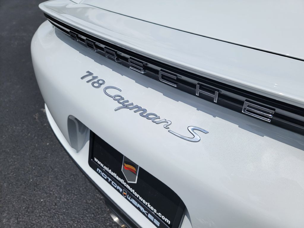 2023 Porsche Cayman Image 15