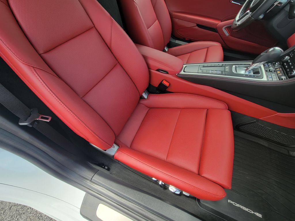 2023 Porsche Cayman Image 22