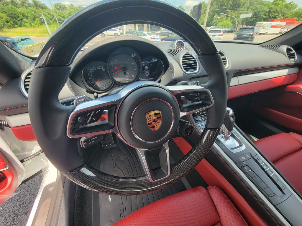 2023 Porsche Cayman Image 24