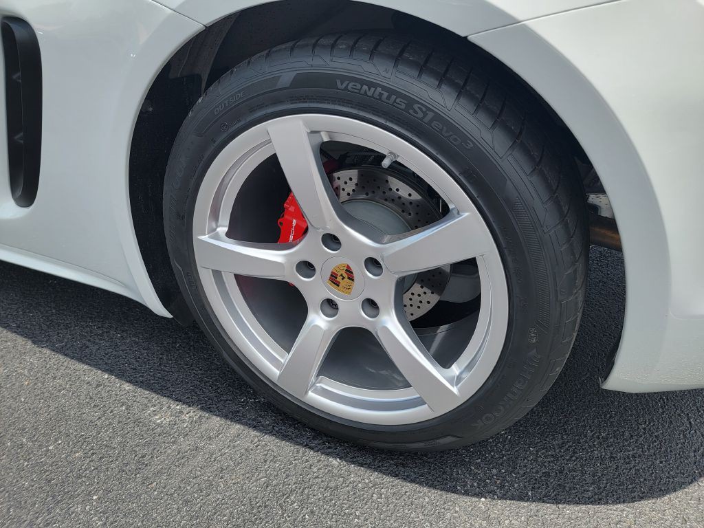 2023 Porsche Cayman Image 36