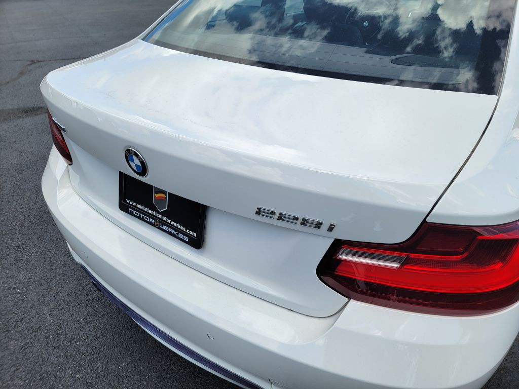 2016 BMW 2 Series Image 15