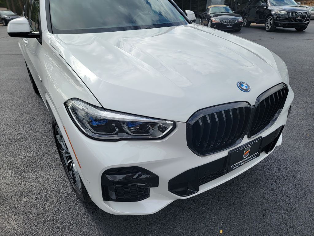 2023 BMW 5 Series Image 5