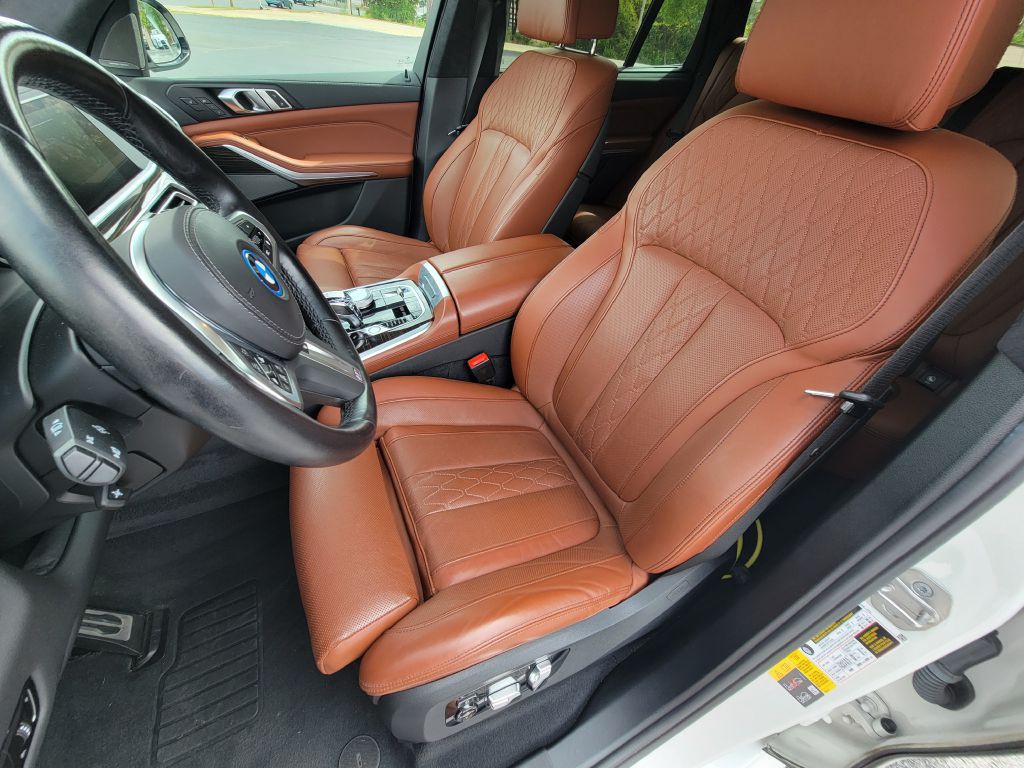 2023 BMW 5 Series Image 16