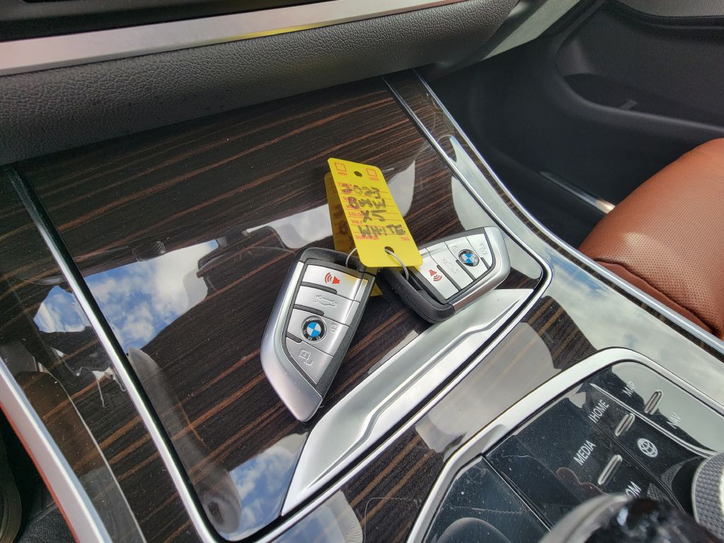 2023 BMW 5 Series Image 35