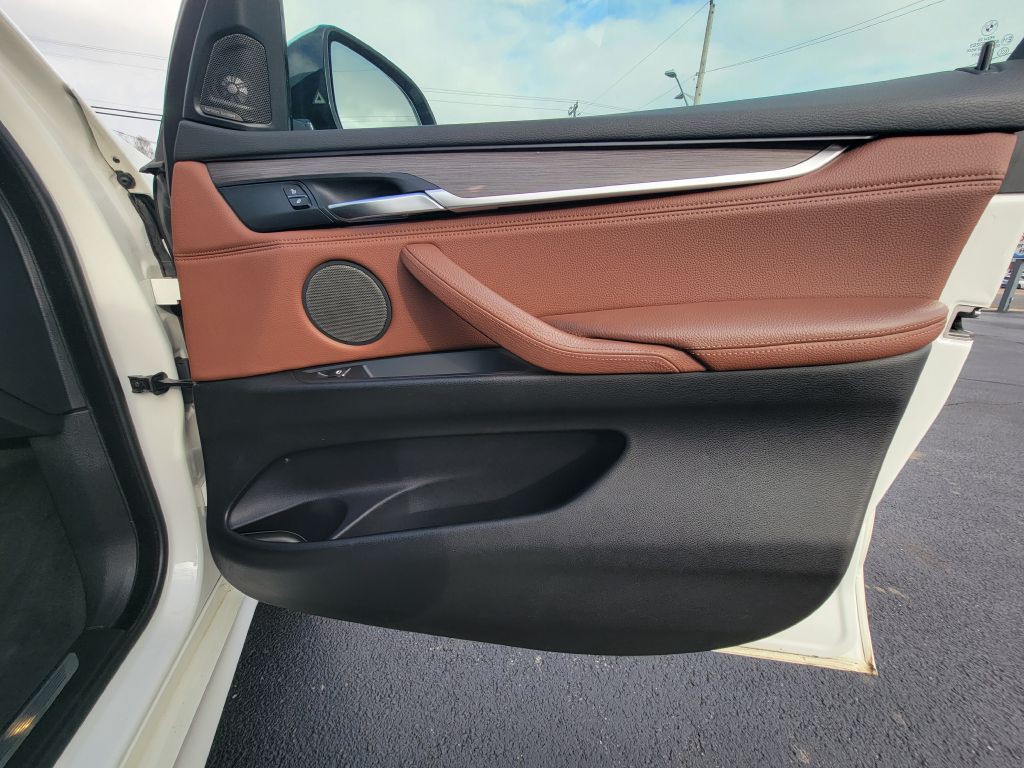2015 BMW X5 Image 35