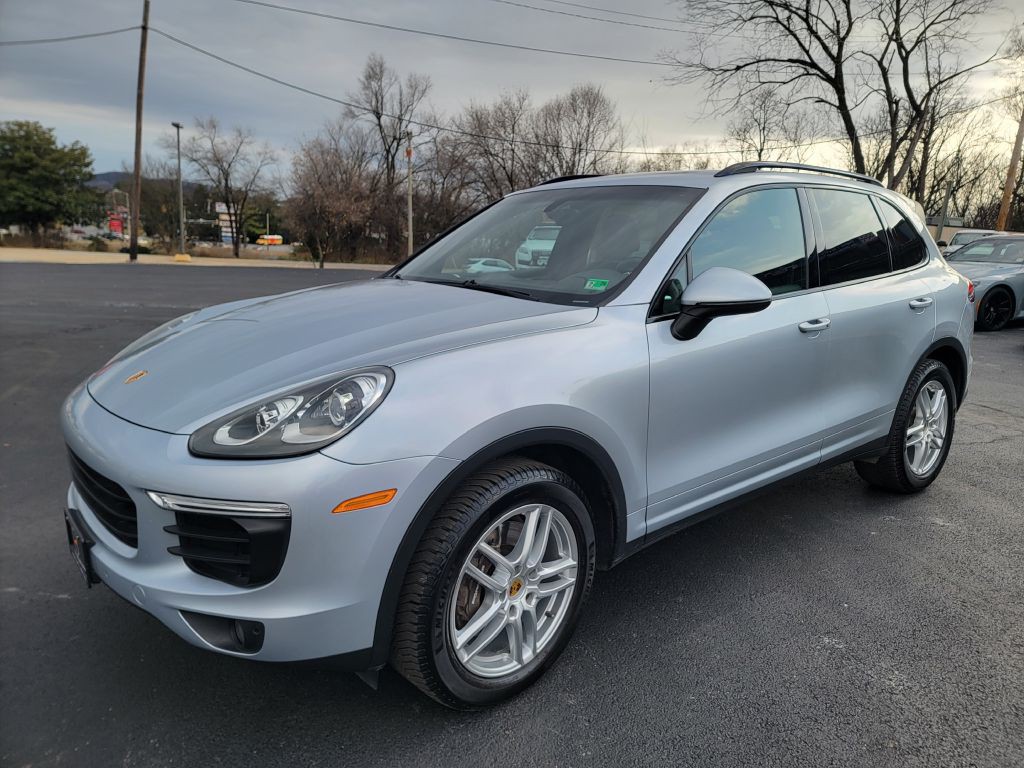 2016 Porsche Cayenne Image 3