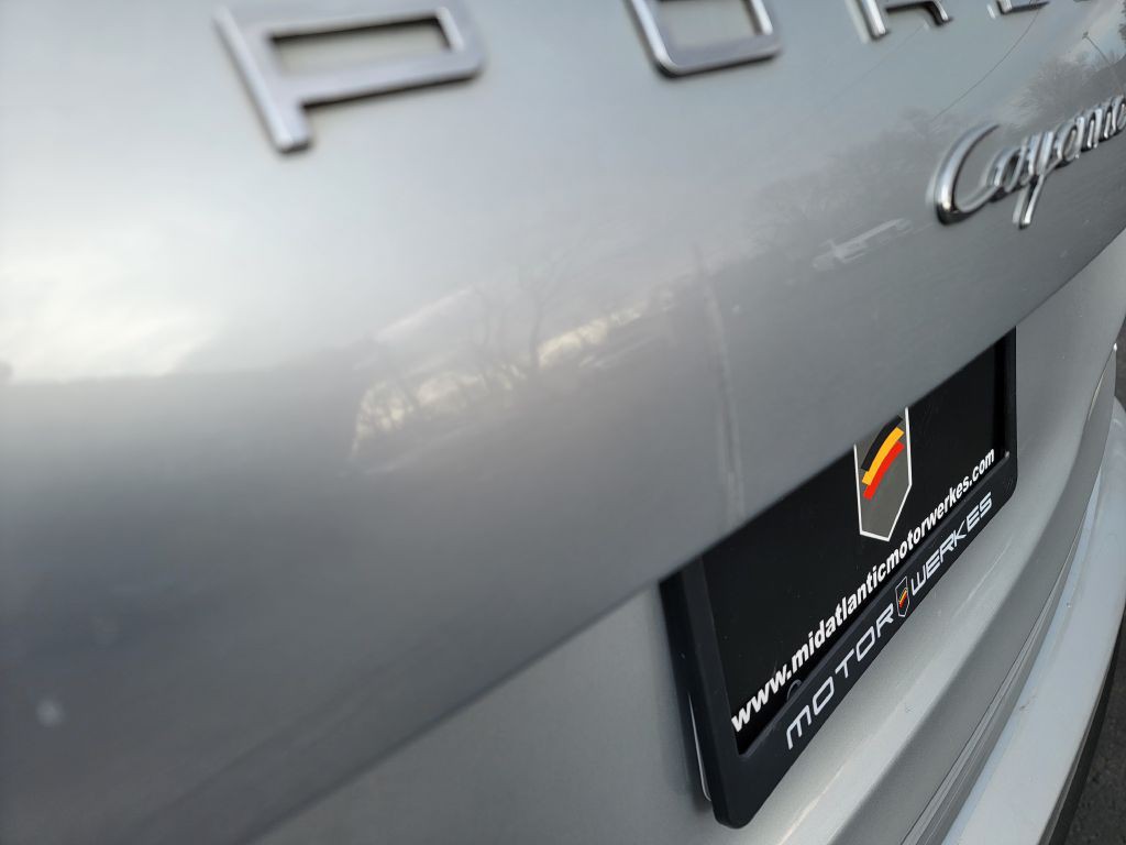 2016 Porsche Cayenne Image 13