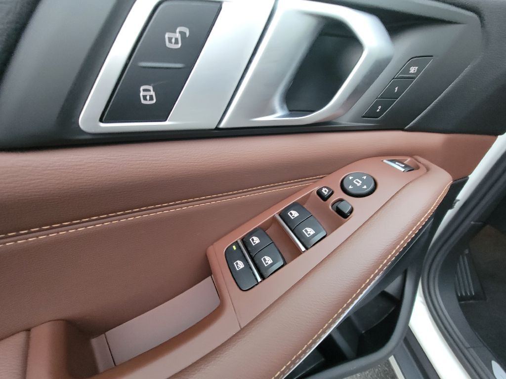 2019 BMW X5 Image 27