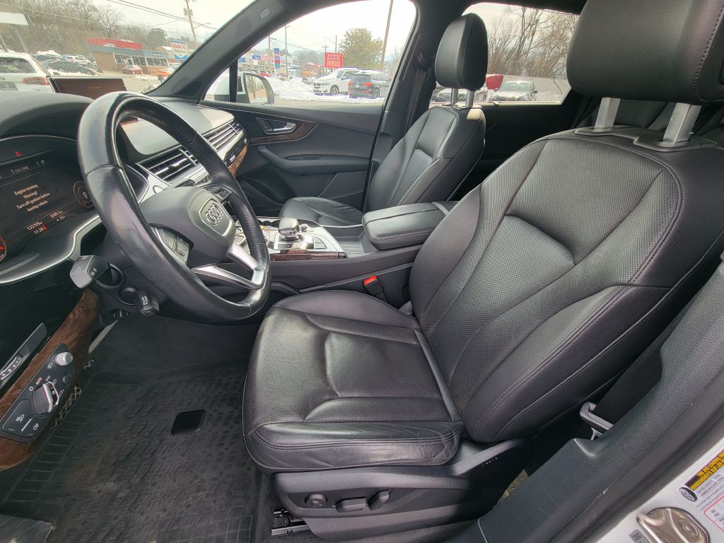 2017 Audi Q7 Image 12