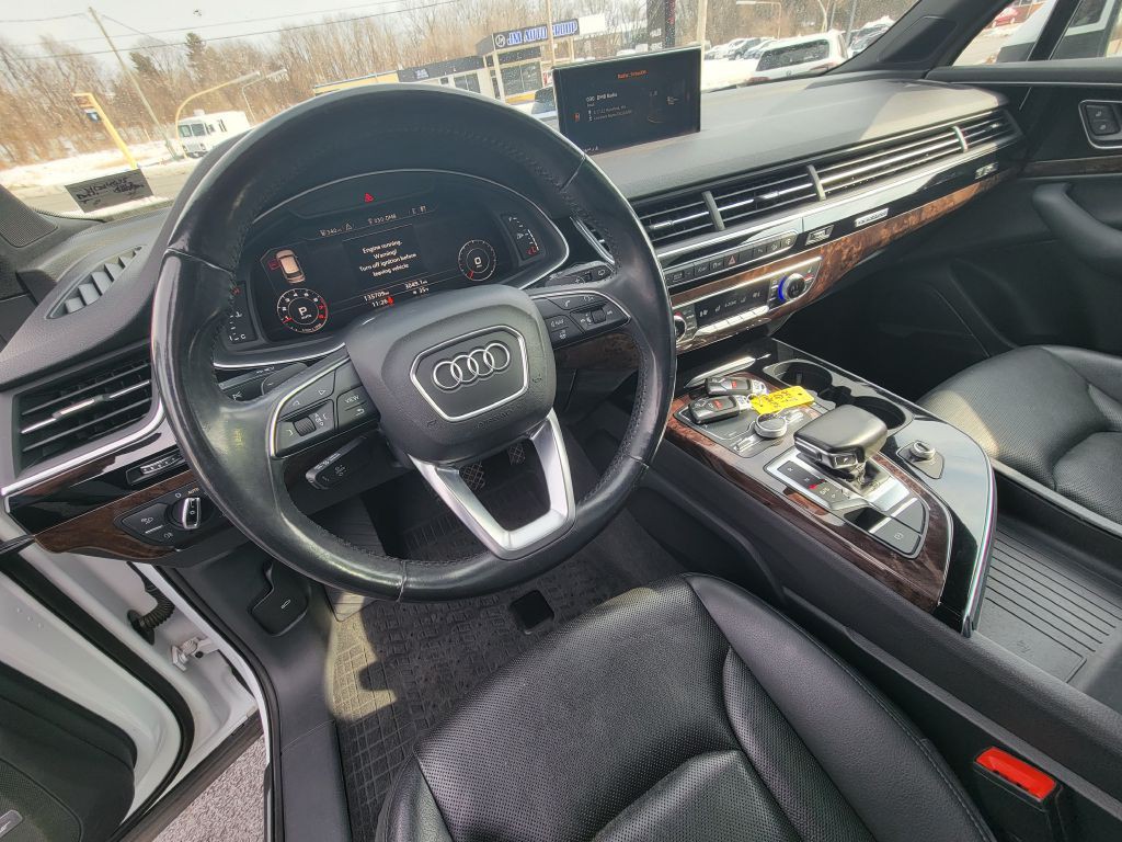 2017 Audi Q7 Image 17