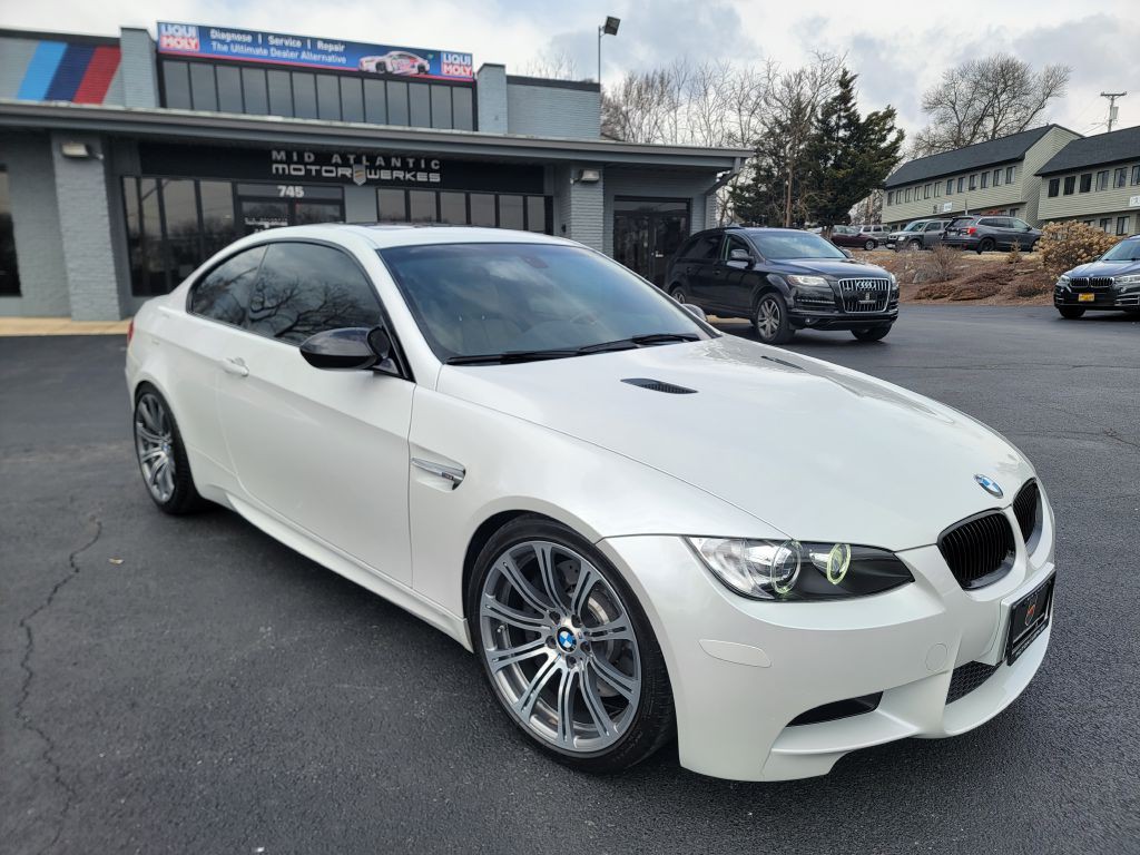 2011 BMW M3 Image 1