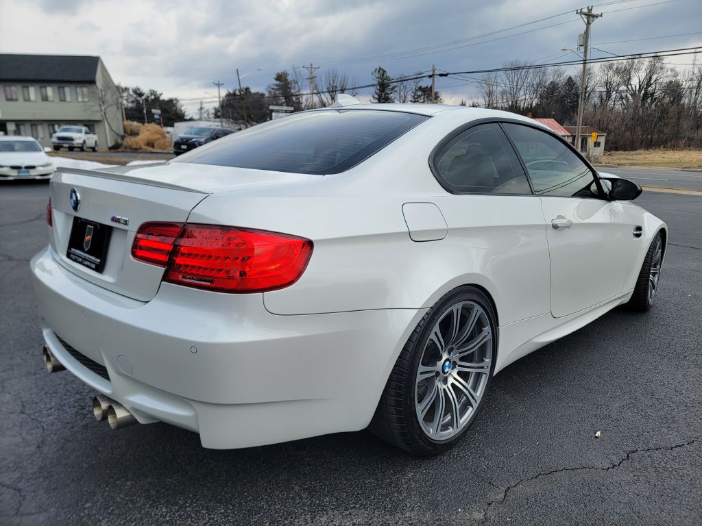 2011 BMW M3 Image 15