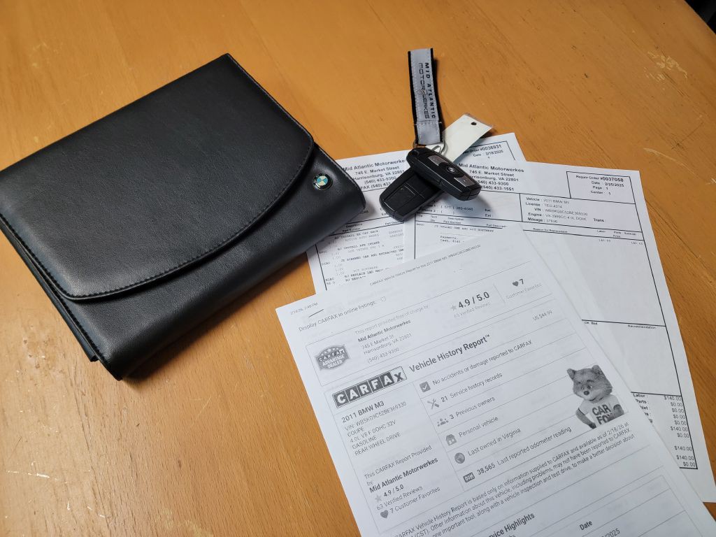 2011 BMW M3 Image 52