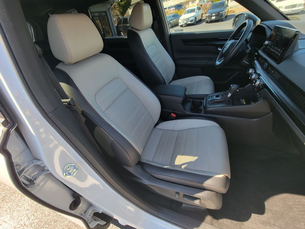 2023 Honda CR-V Image 13