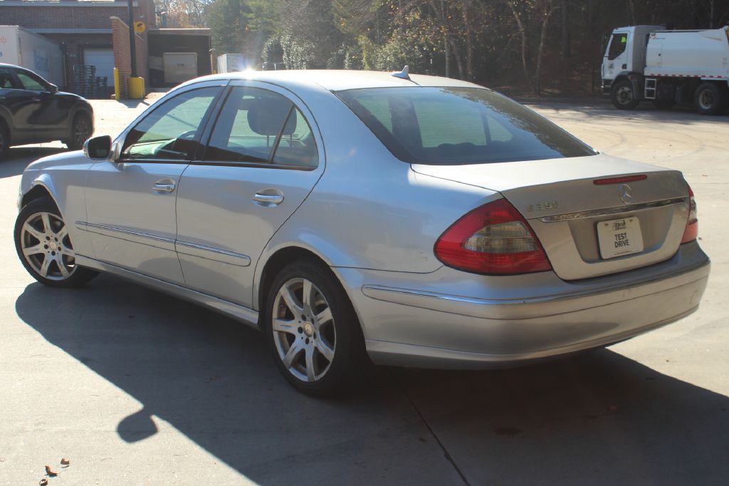 2008 Mercedes-Benz E-Class Image 4