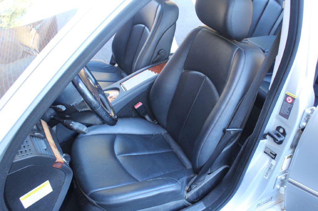 2008 Mercedes-Benz E-Class Image 11