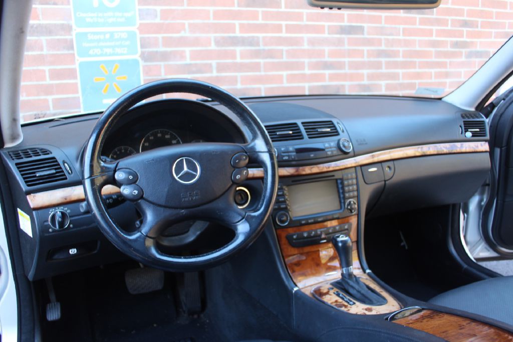 2008 Mercedes-Benz E-Class Image 14