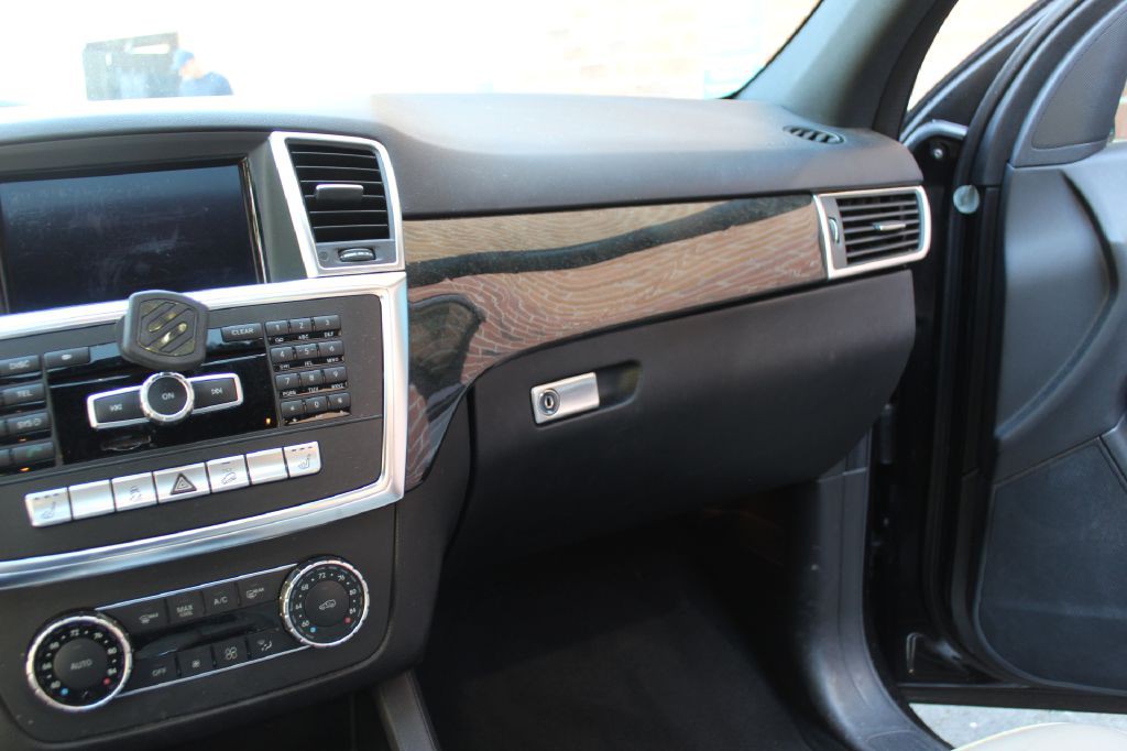 2013 Mercedes-Benz M-Class Image 18