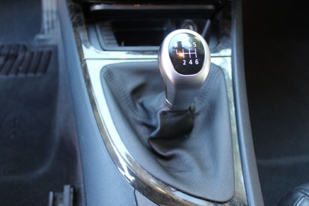 2008 BMW 1 Series Image 25