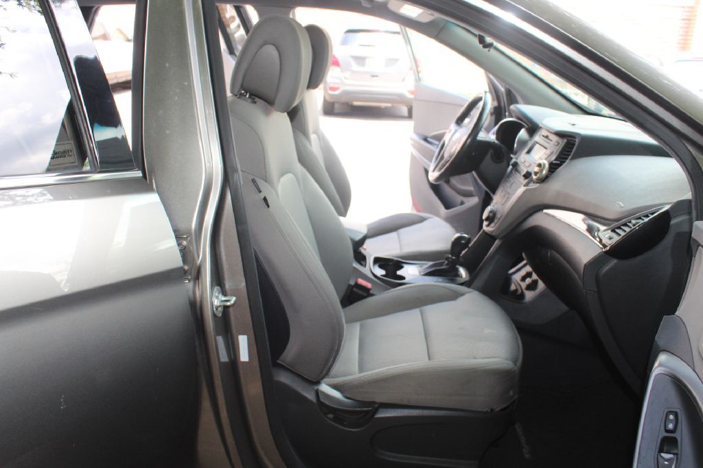 2013 Hyundai Santa Fe Sport Image 7