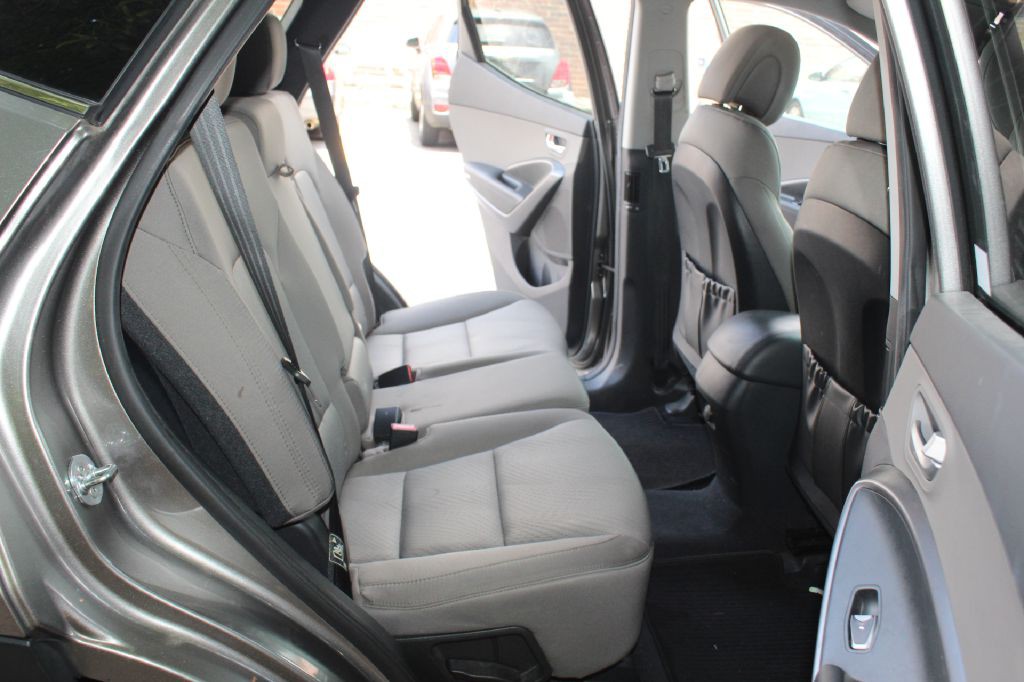 2013 Hyundai Santa Fe Sport Image 8