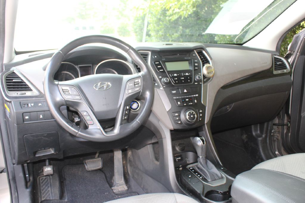 2013 Hyundai Santa Fe Sport Image 15