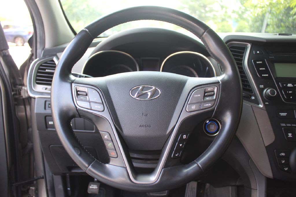 2013 Hyundai Santa Fe Sport Image 16