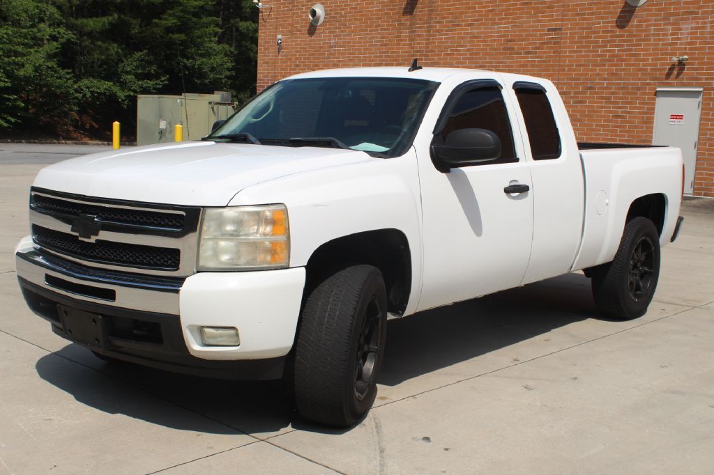 2009 Chevrolet Silverado 1500 Image 2