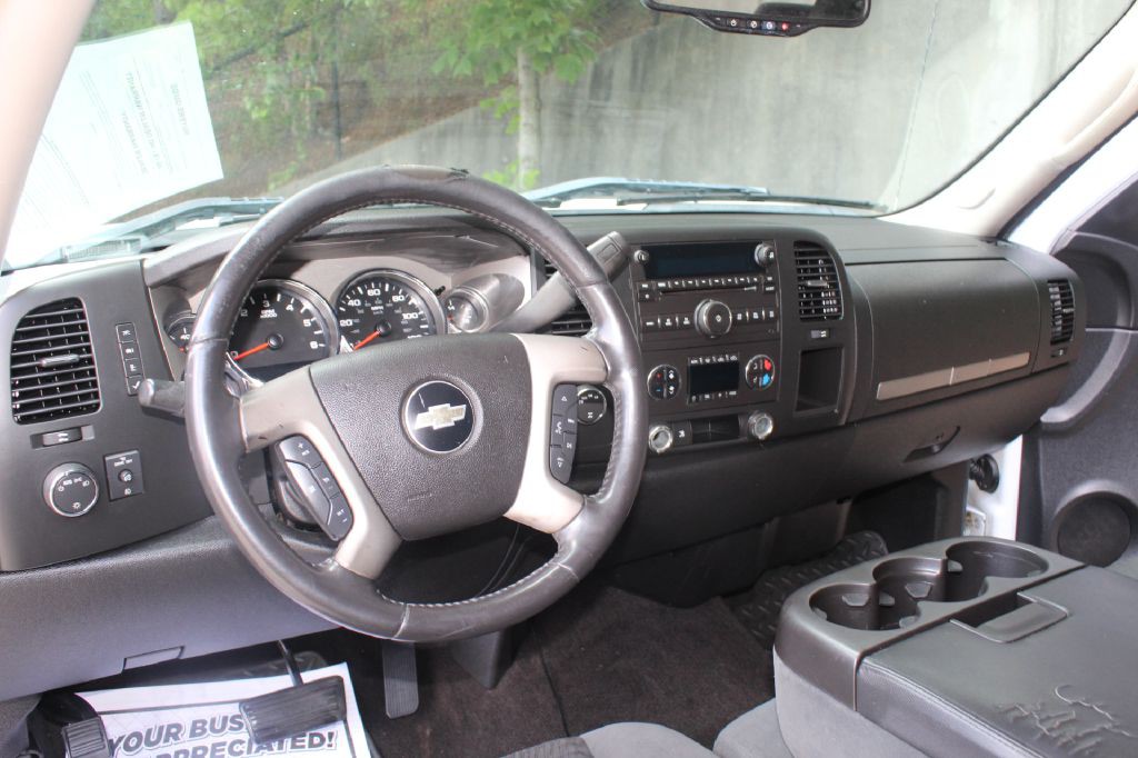 2009 Chevrolet Silverado 1500 Image 13