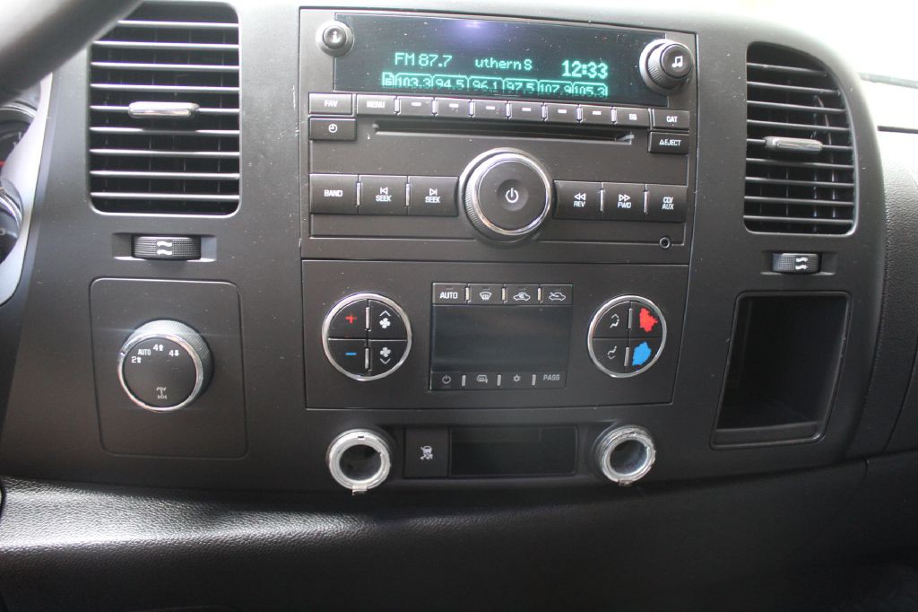 2009 Chevrolet Silverado 1500 Image 16