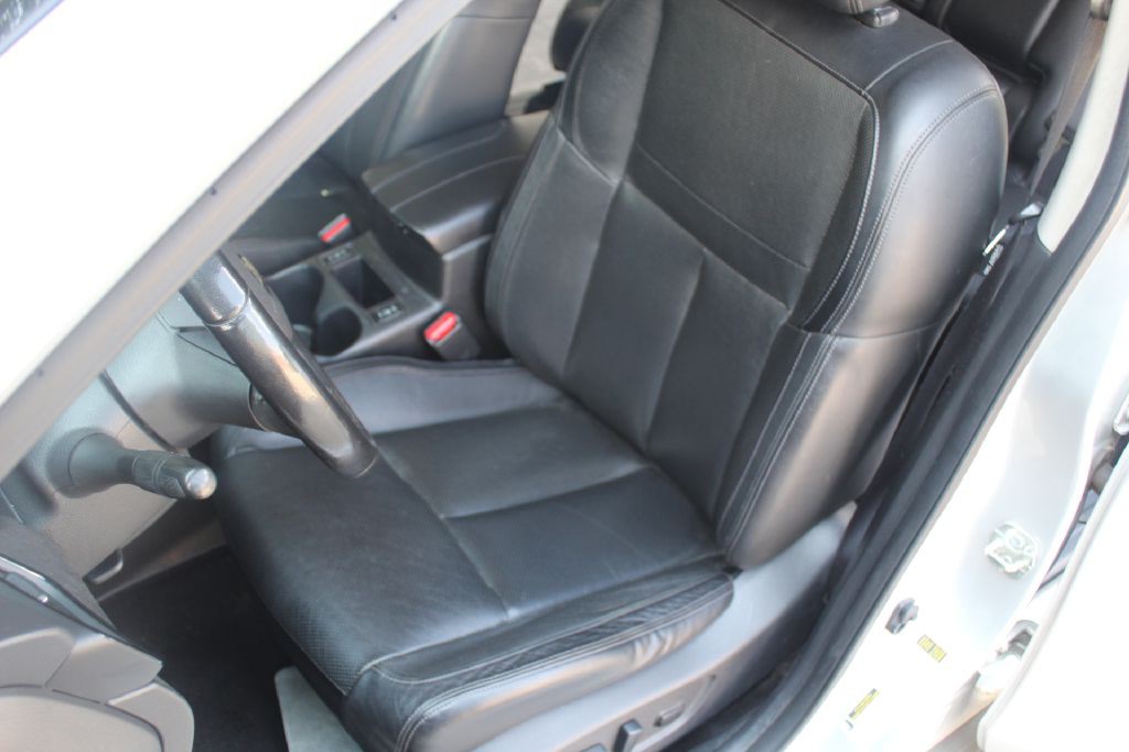 2017 Nissan Rogue Image 11