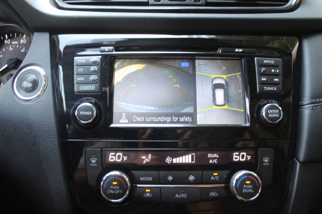 2017 Nissan Rogue Image 27