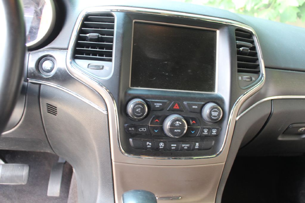 2016 Jeep Grand Cherokee Image 18