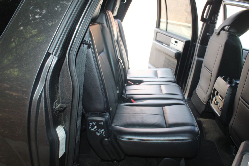 2016 Ford Expedition Image 8