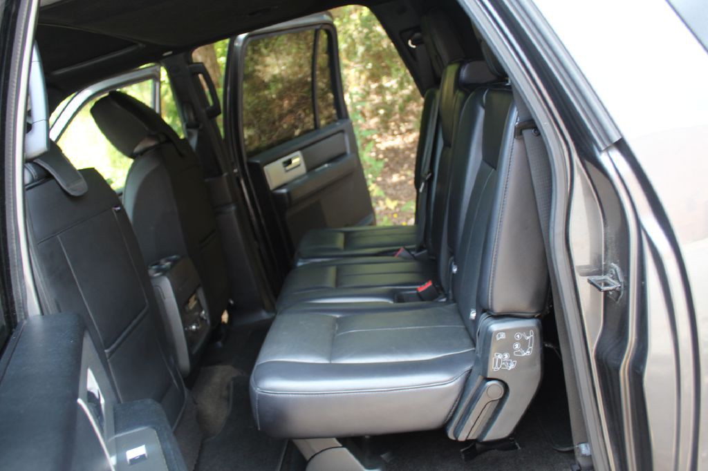 2016 Ford Expedition Image 9