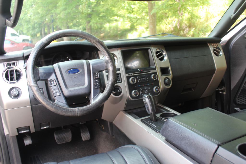 2016 Ford Expedition Image 17