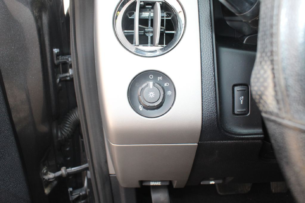2016 Ford Expedition Image 21