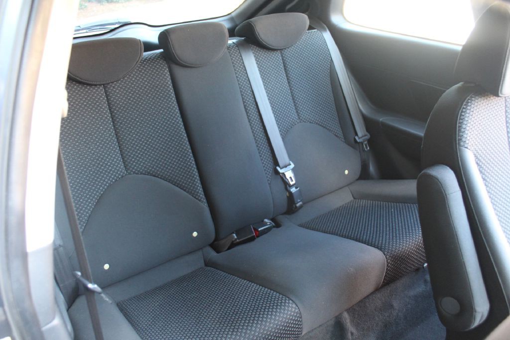 2011 Hyundai Accent Image 8
