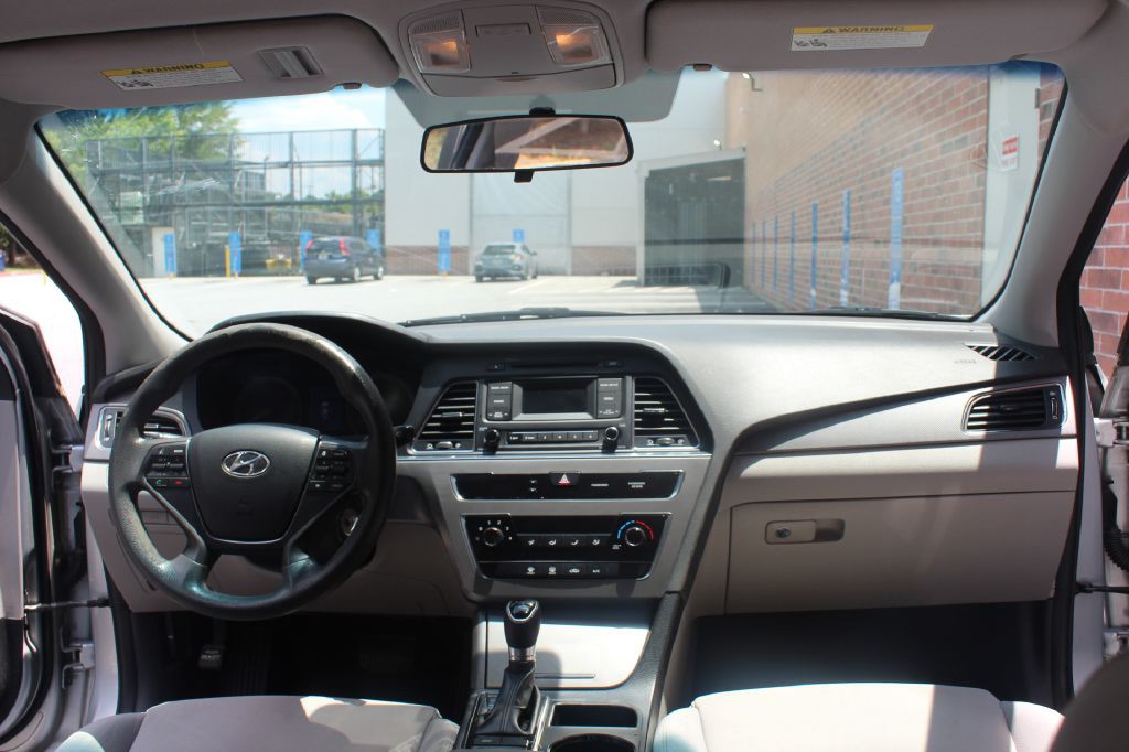 2017 Hyundai Sonata Image 14