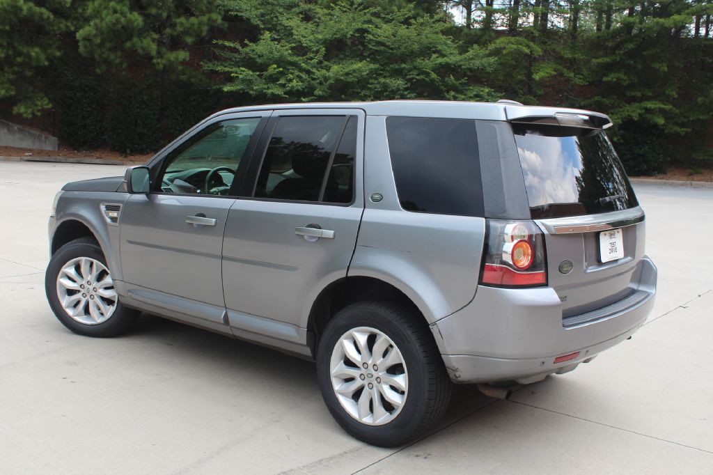 2013 Land Rover LR2 Image 3
